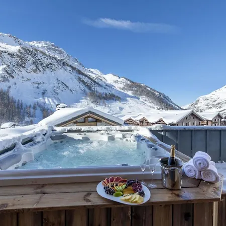 Alpine Grandeur - Chalet Luxury Retreat